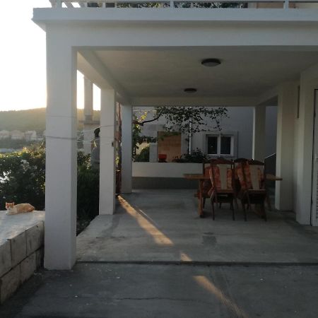 Apartman Laus Zavalatica Dış mekan fotoğraf